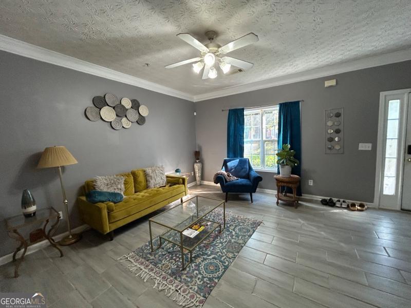 LEESHIRE CLOSE CONDOMINIUM - Residential