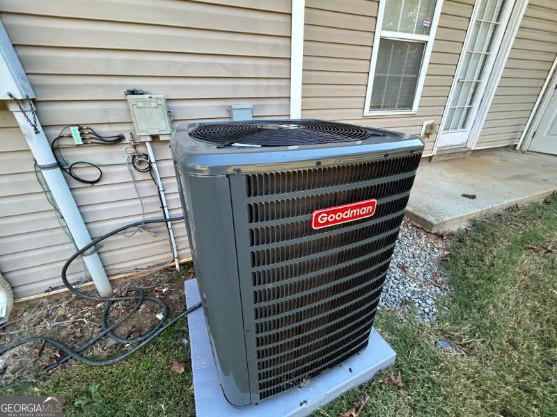 LEESHIRE CLOSE CONDOMINIUM - Residential