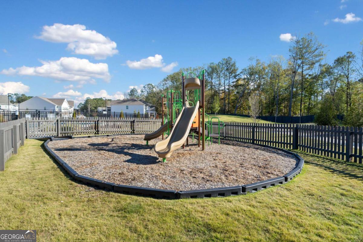 Powder Springs, Georgia 30127, United States, 3 Bedrooms Bedrooms, ,3 BathroomsBathrooms,Residential,Pending,5795