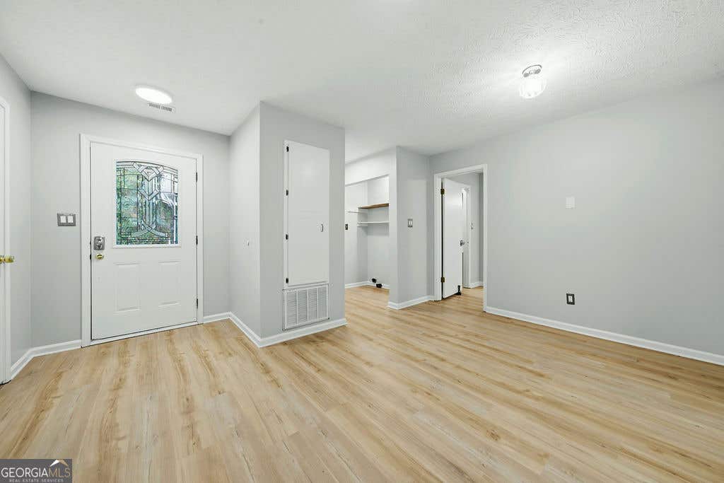 Photo of 210 Meadow Run, Peachtree City, GA 30269 (MLS # 10821244)