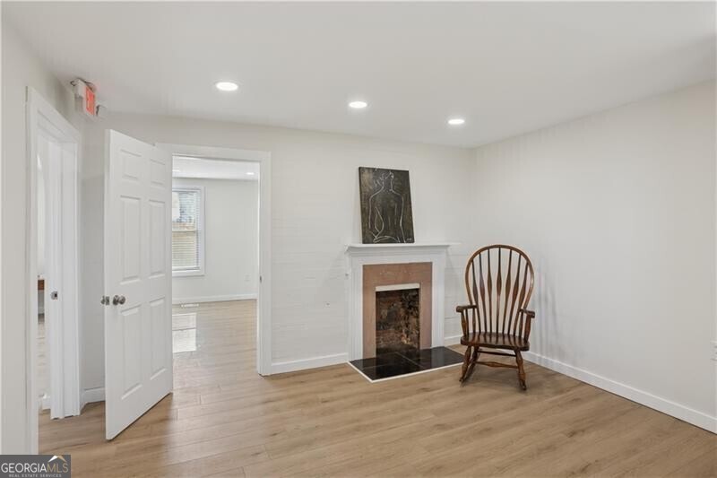 130 South AVE SE