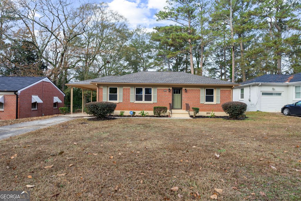Photo of 2533 Plantation Drive, East Point, GA 30344 (MLS # 10655756)
