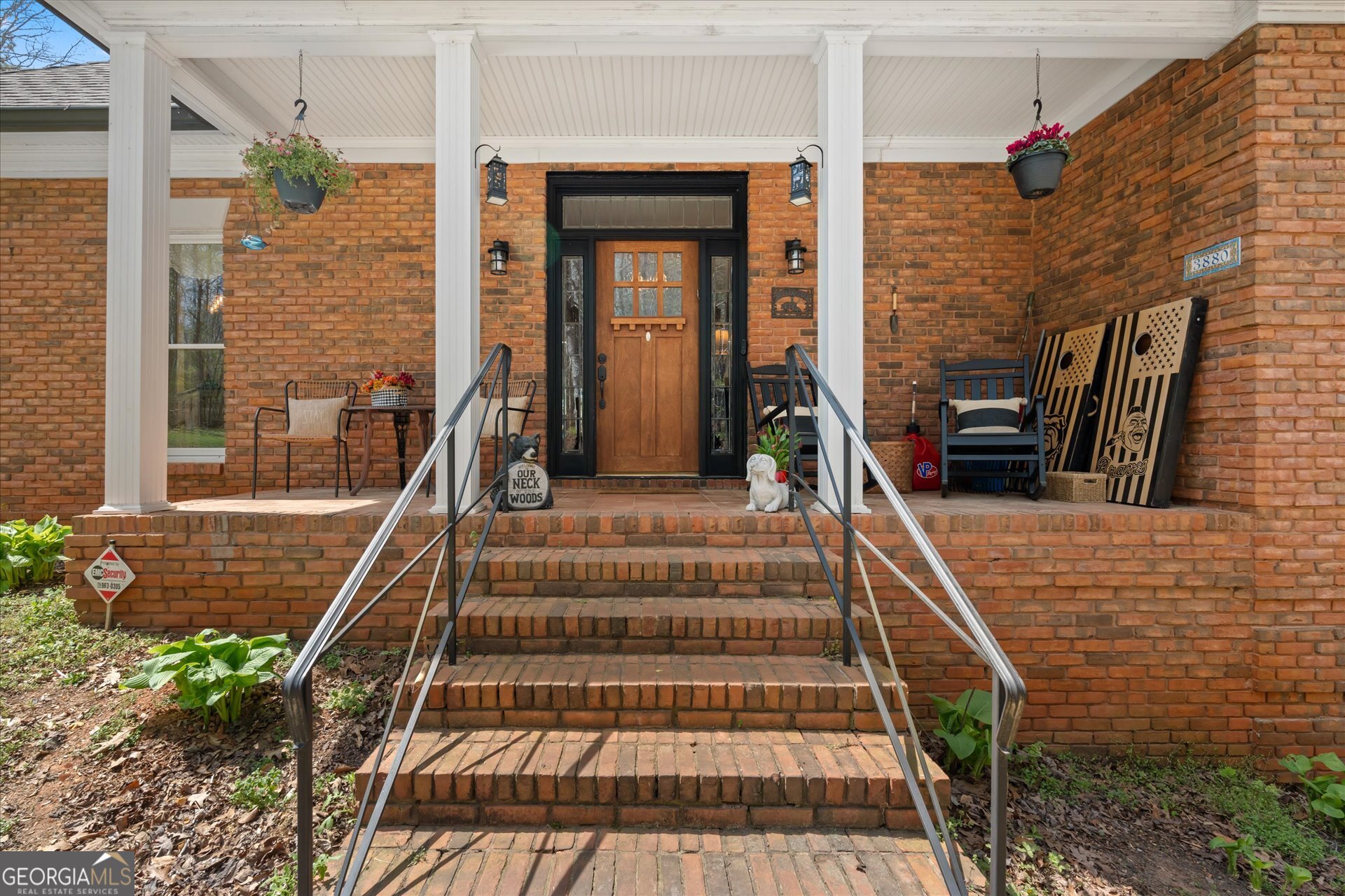 3880 Fern Springs LN