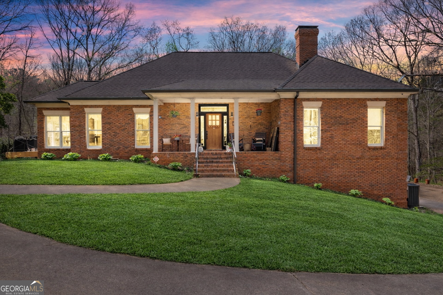 3880 Fern Springs LN