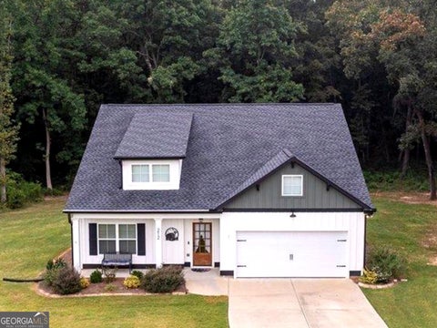 Photo for 212 Live Oak LN