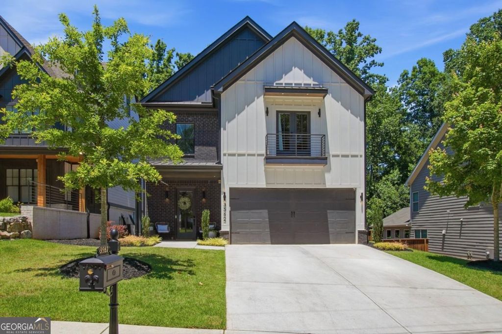 Photo of 3562 S Sherwood Road SE, Smyrna, GA 30082 (MLS # 10779789)