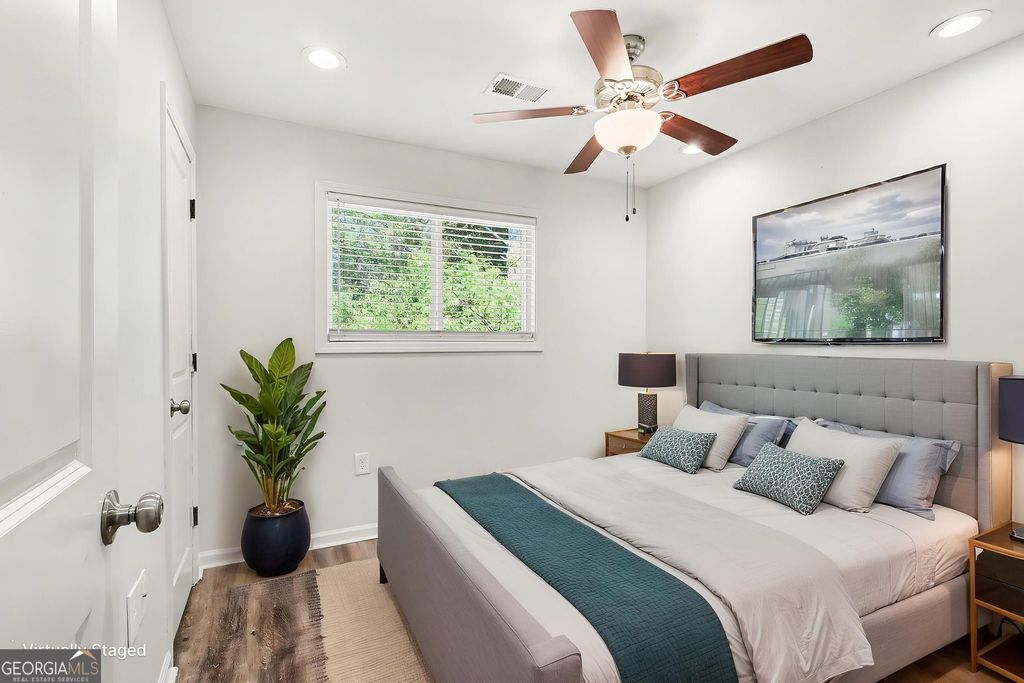 Photo of 3751 Martin Luther King Jr Drive SW #G16, Atlanta, GA 30331 (MLS # 10737215)