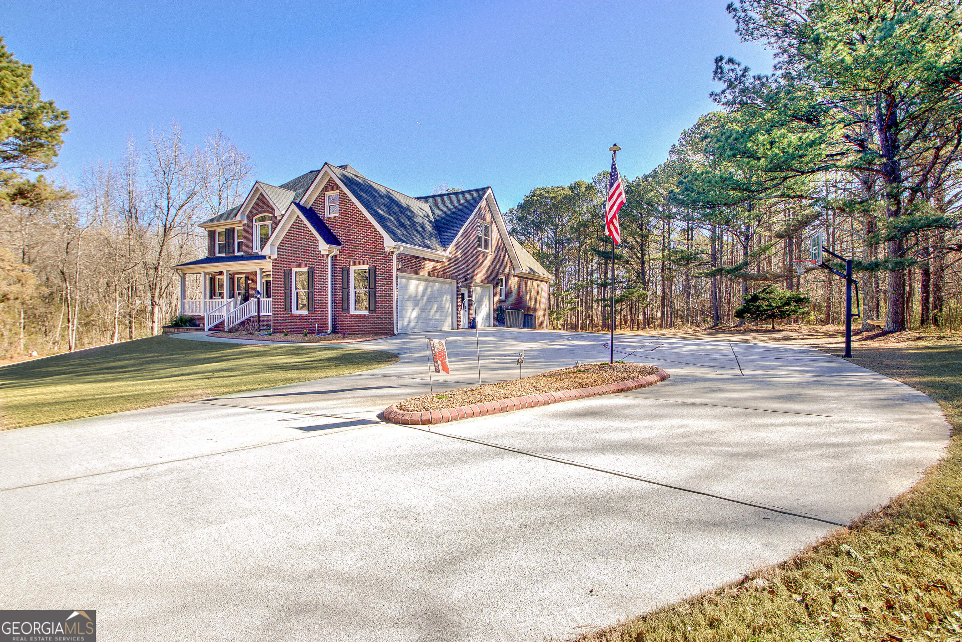 671 Ellison RD