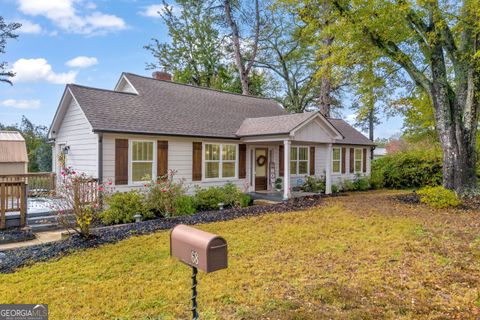 A home in Toccoa