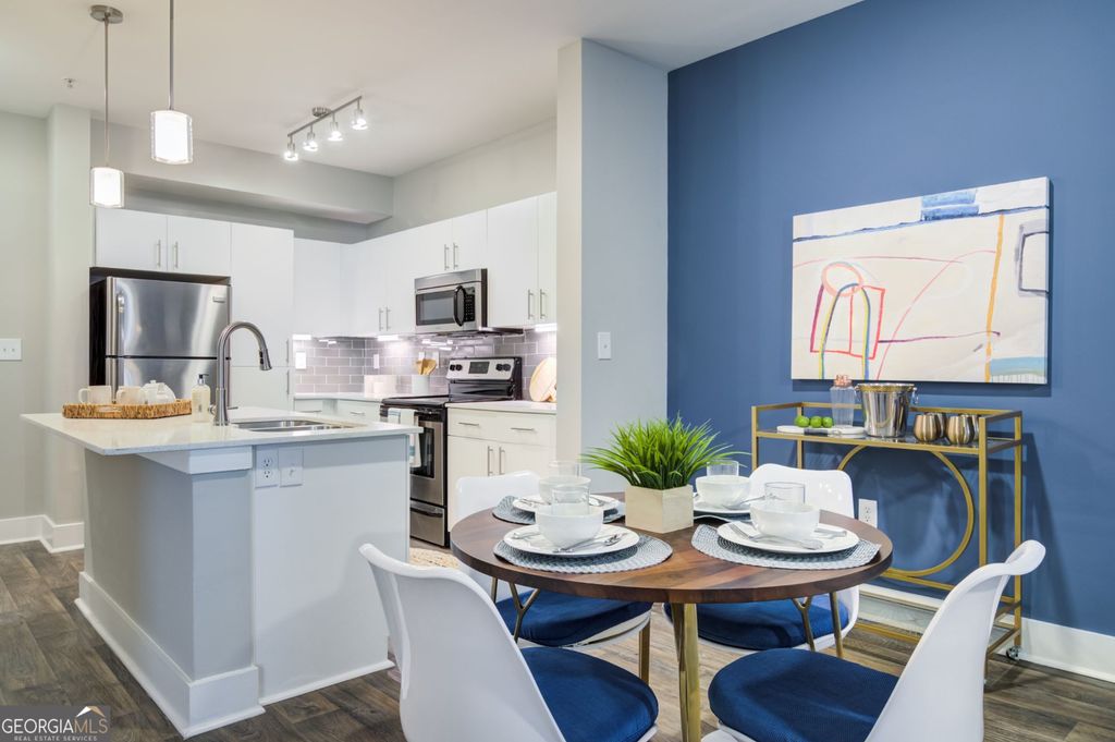 Photo of 2591 Piedmont Road NE #2411, Atlanta, GA 30324 (MLS # 10790646)