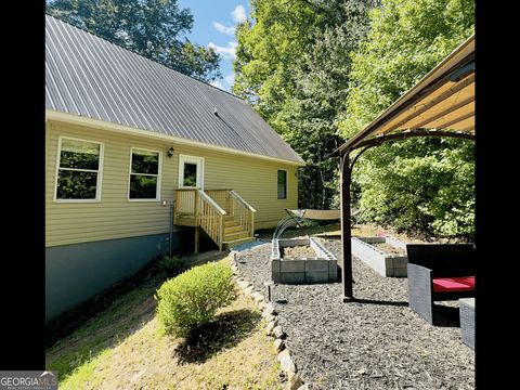 A home in Dahlonega