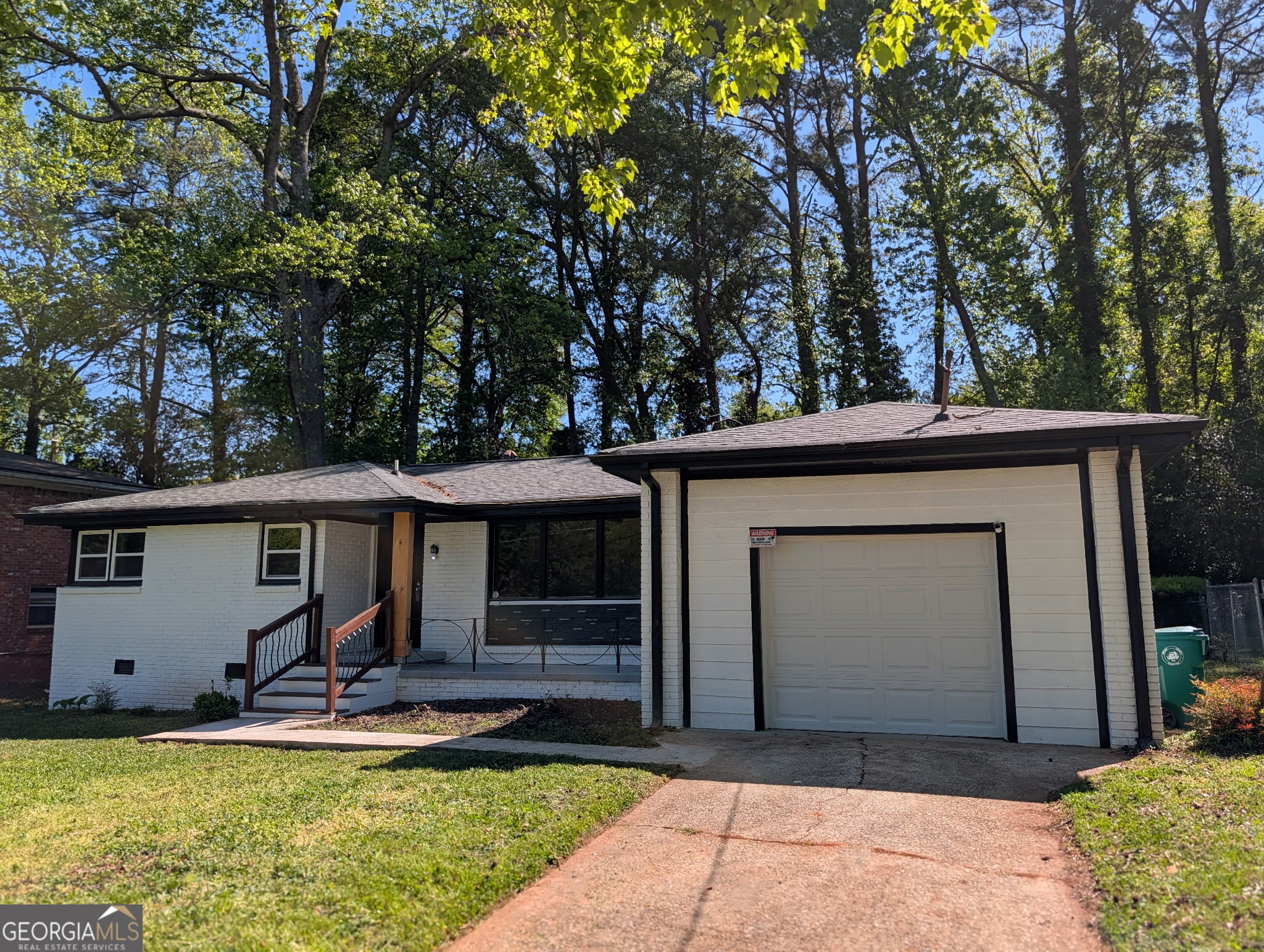 2282 Belmont DR