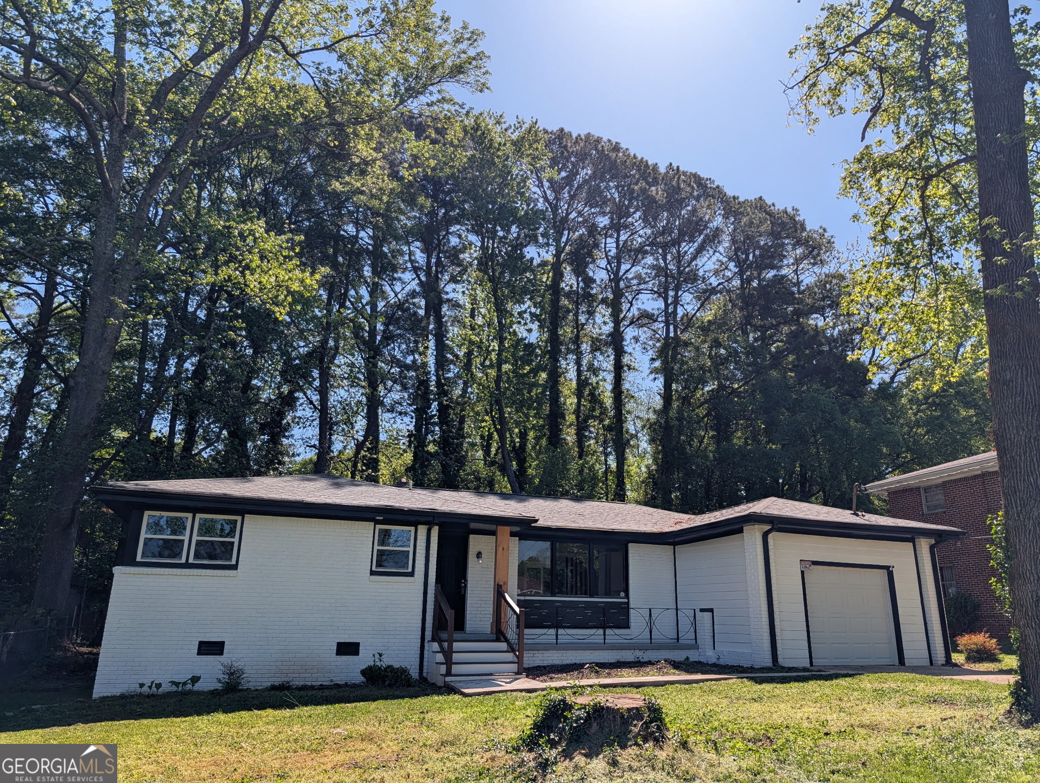 2282 Belmont DR