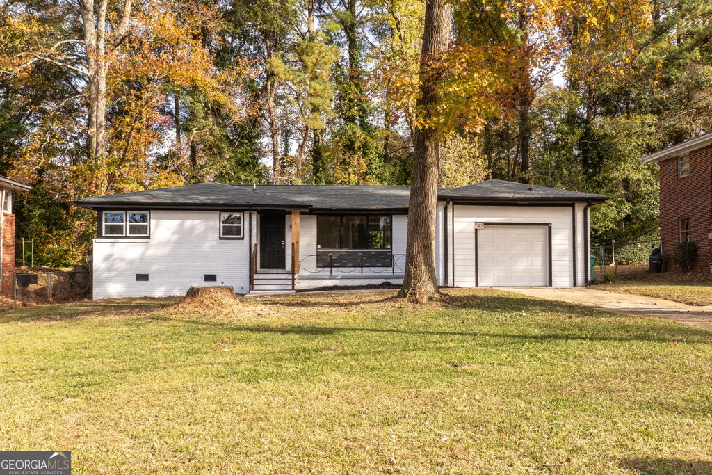 Photo of 2282 Belmont Drive, Decatur, GA 30032 (MLS # 10728090)