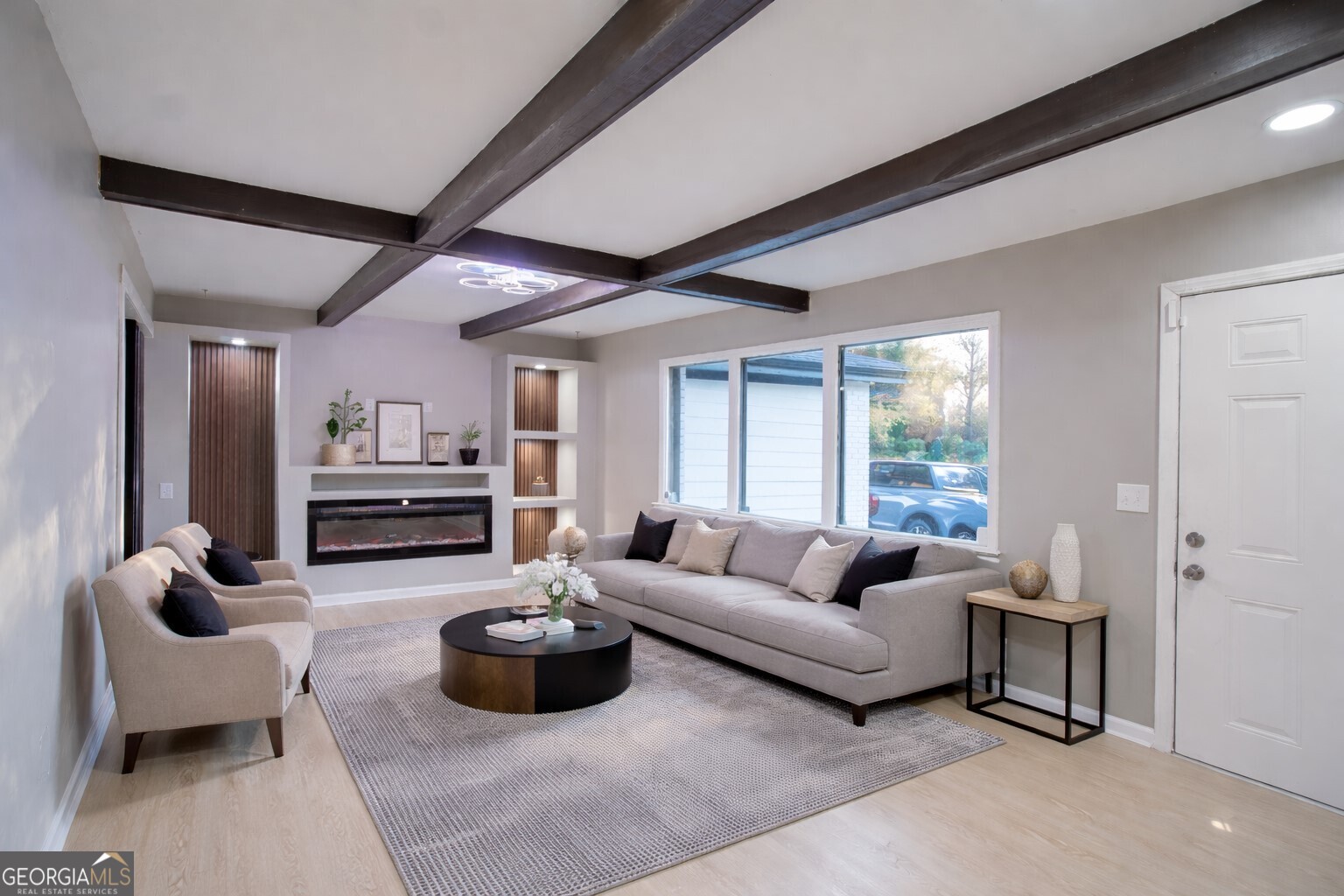 2282 Belmont DR