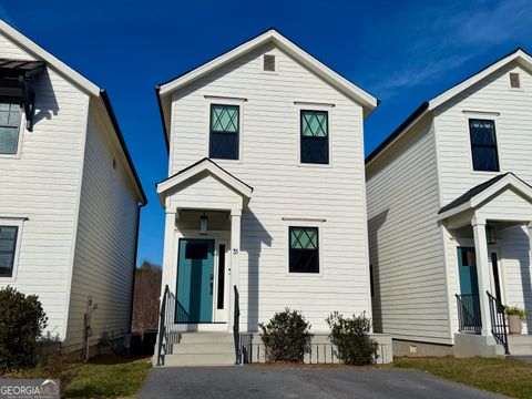 Photo of 31 Cottonwood Street, Clayton, GA 30525 (MLS # 10676719)