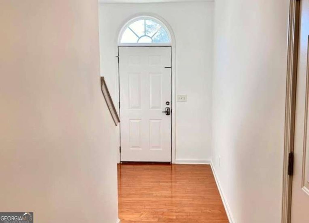 Photo of 6243 Shoreview Circle, Flowery Branch, GA 30542 (MLS # 10725851)