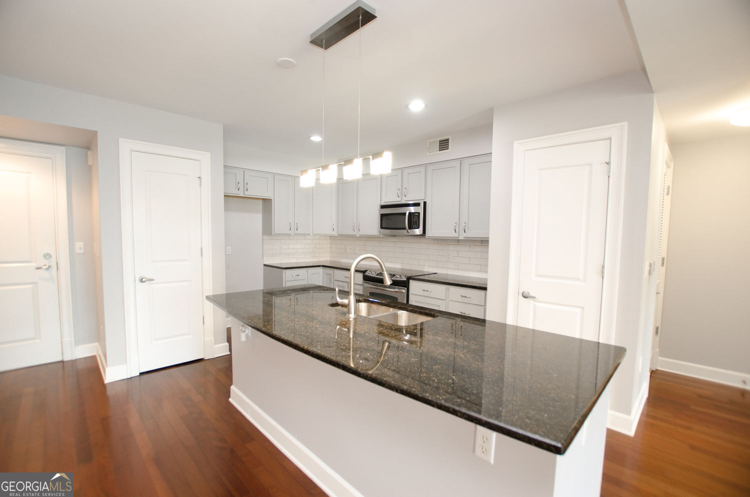 200 River Vista DR 221
