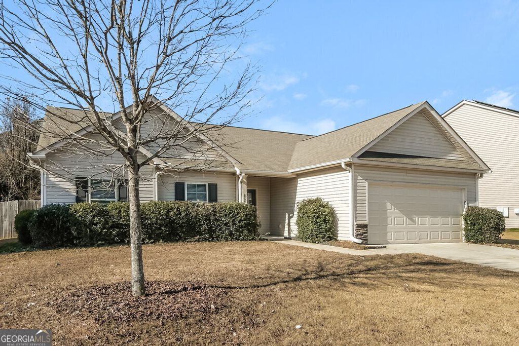 Photo of 392 Pinnacle Drive, Winder, GA 30680 (MLS # 10661692)