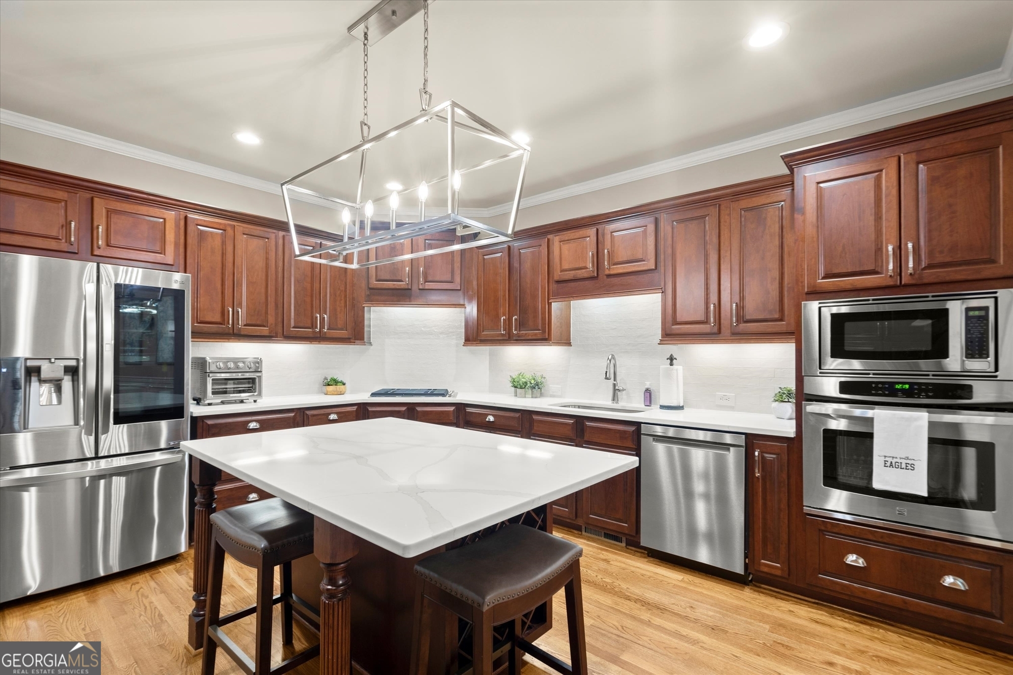 4905 Village Green DR