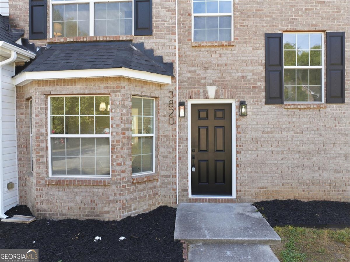 3820 Micah LN