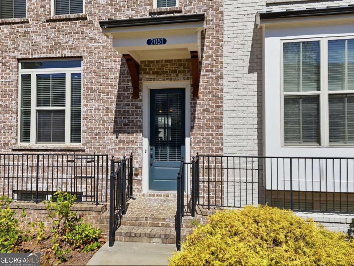 2051 Glenview Park CIR