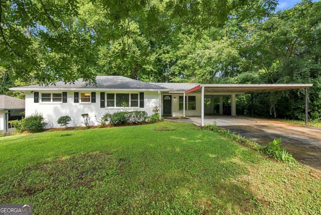 Photo of 2167 Cloverdale Drive SE, Atlanta, GA 30316 (MLS # 10826191)