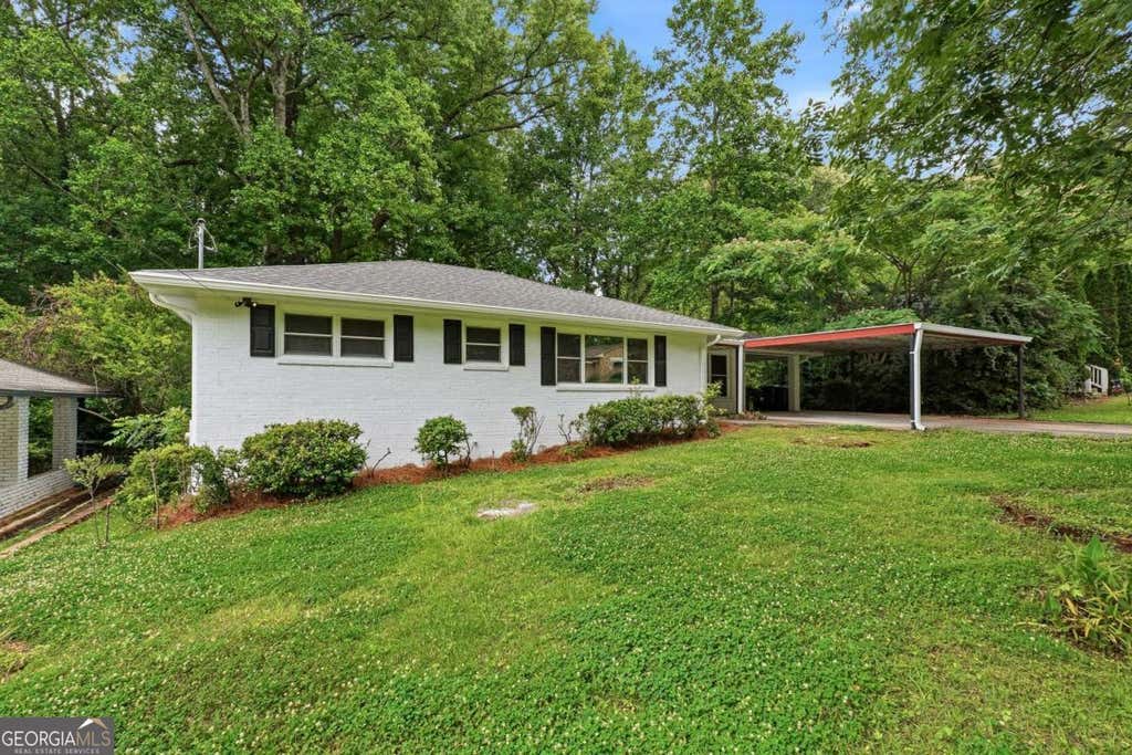 Photo of 2167 Cloverdale Drive SE, Atlanta, GA 30316 (MLS # 10826191)