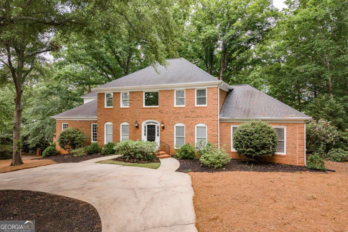 250 Benjamin DR