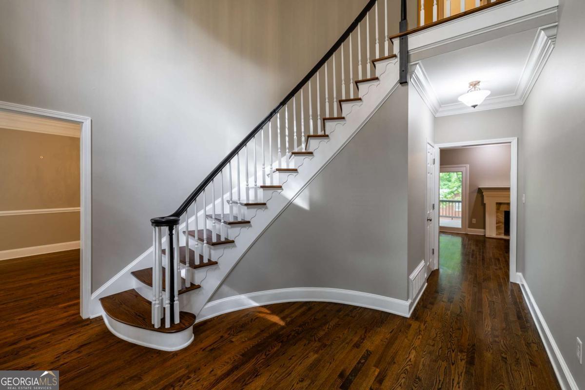 250 Benjamin DR