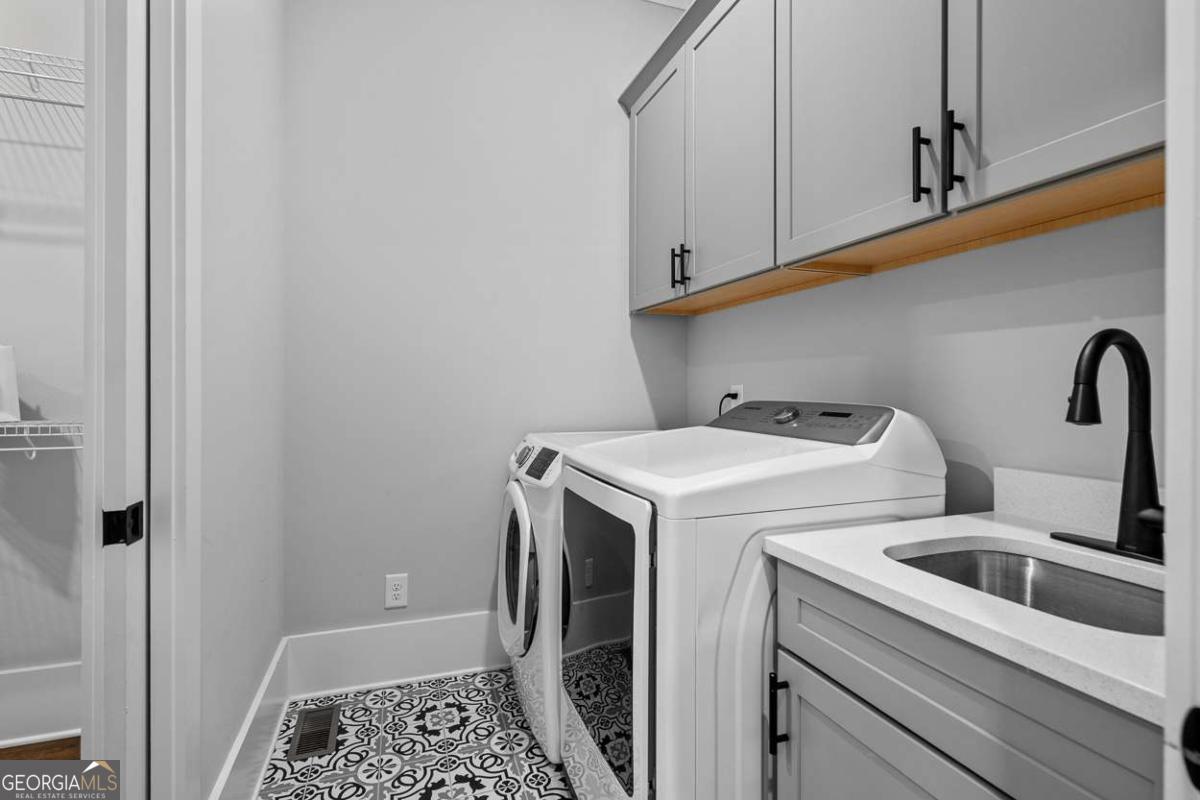 Ellis - Residential