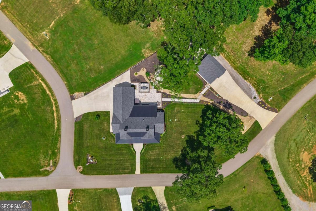 24 Farmland CT