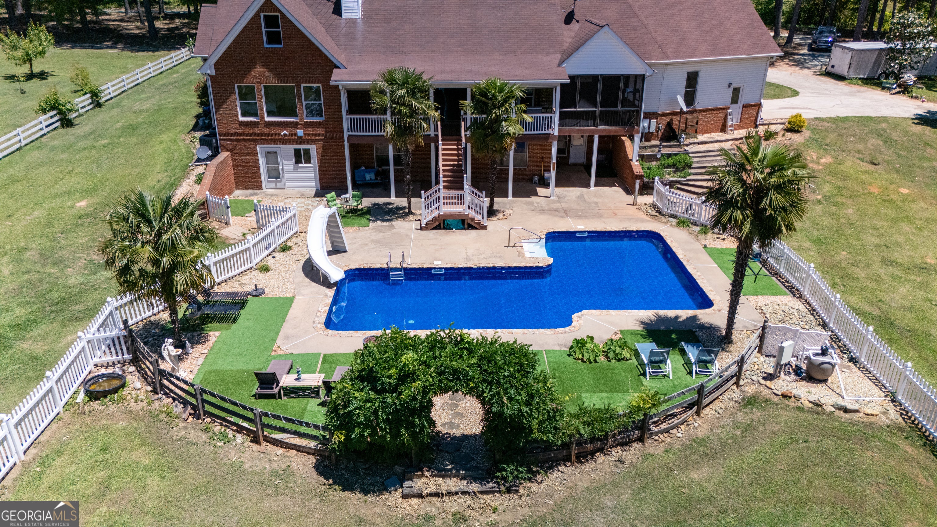 1268 Welcome RD