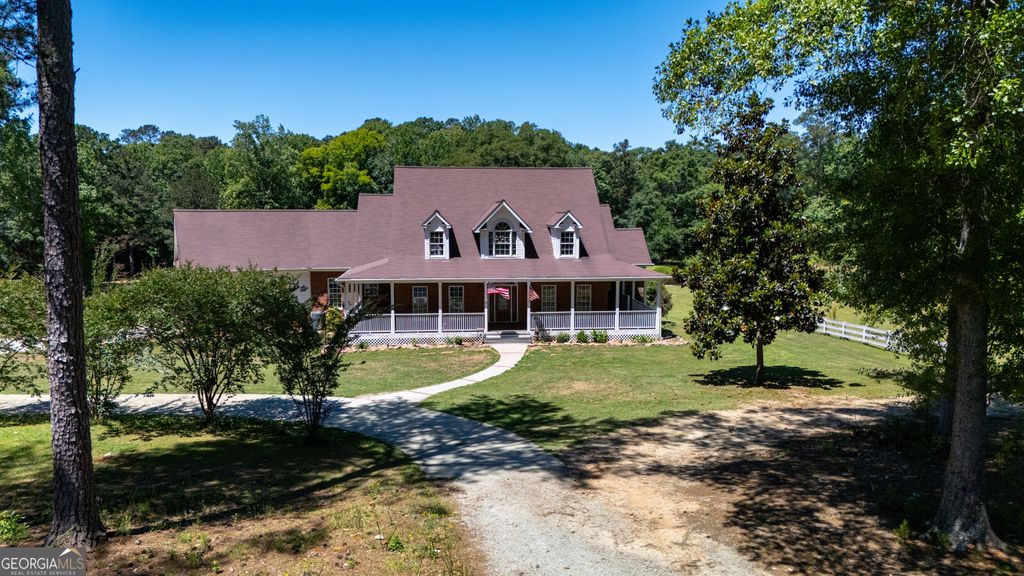 Photo of 1268 Welcome Road, Newnan, GA 30263 (MLS # 10766319)
