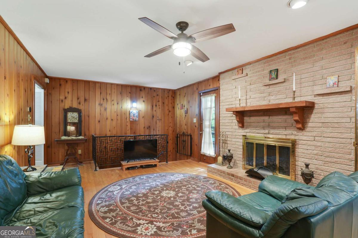 2175 Fisher TRL NE