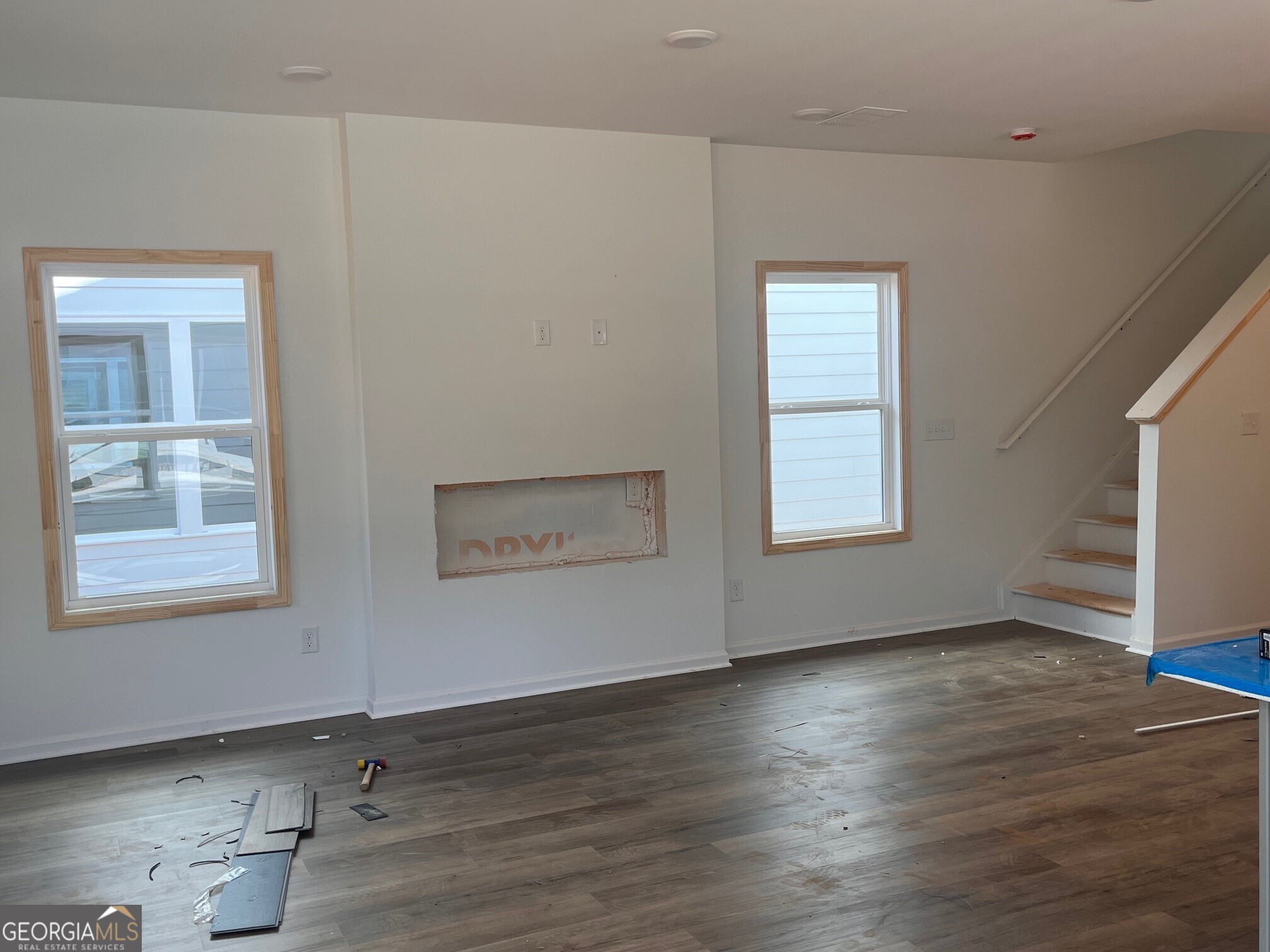 183 Jackson Heights 4