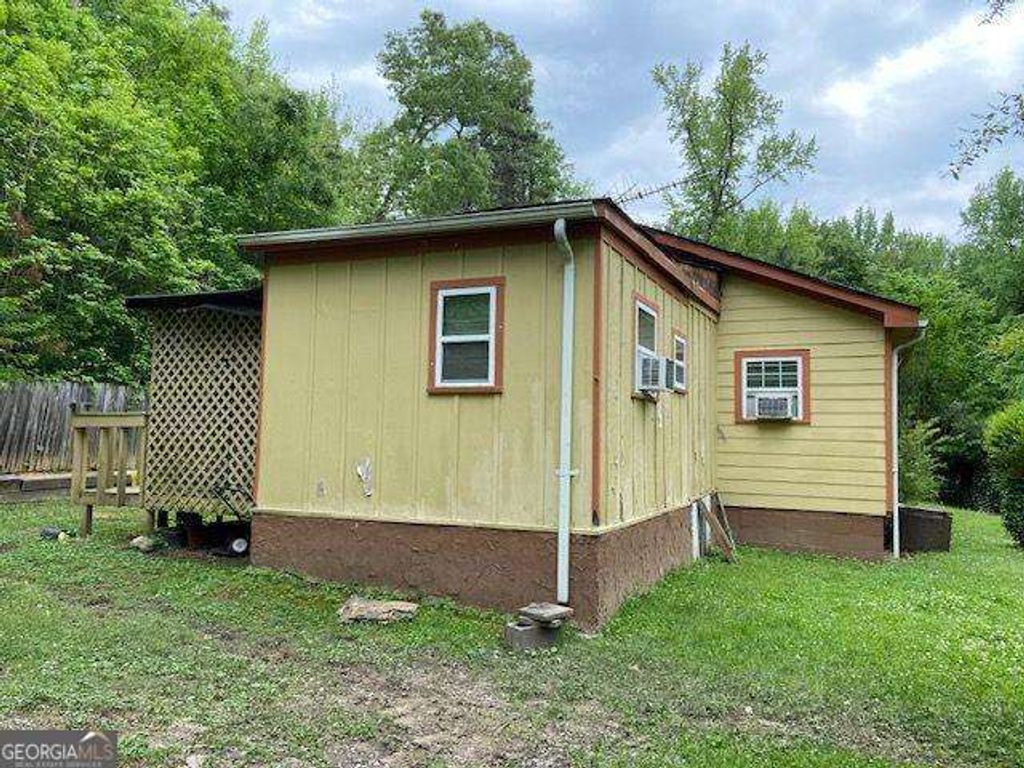 Photo of 4231 SW Blanton Avenue, Atlanta, GA 30331 (MLS # 10712032)