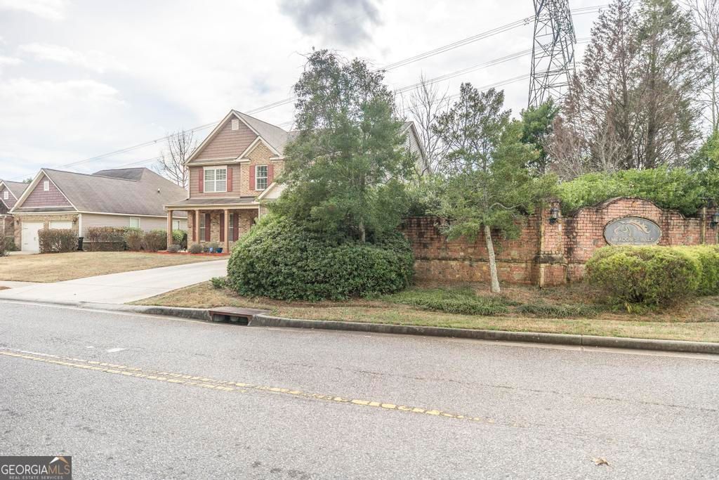 Photo of 100 Meadows Walk Drive, Byron, GA 31008 (MLS # 10669441)