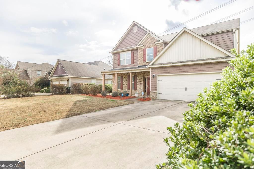 Photo of 100 Meadows Walk Drive, Byron, GA 31008 (MLS # 10669441)