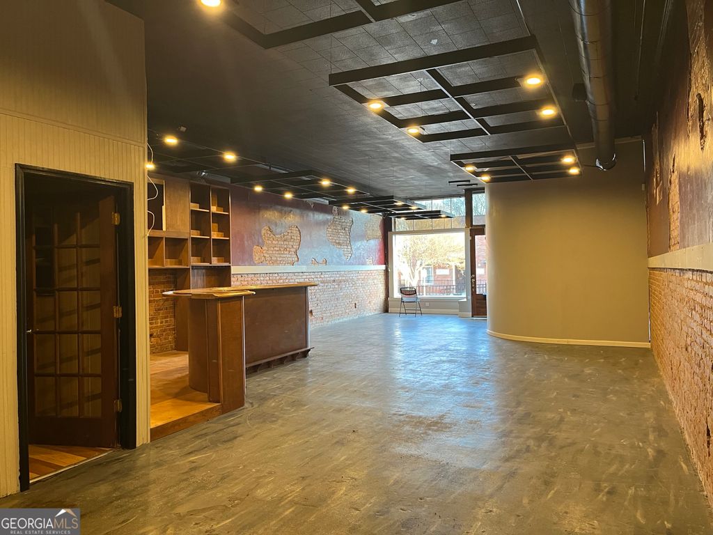 Photo of 129 W Main Street, Manchester, GA 31816 (MLS # 10693967)