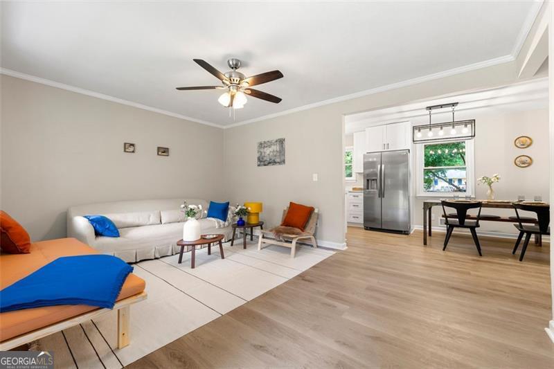 2125 LYNN DR SW