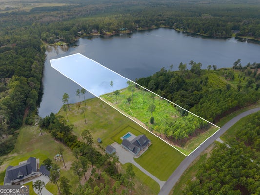 122 E LAKE DR, STATESBORO, GA 30458 - Image 6b4e2e1d6fc1445030b9c017bfbfa62a/4009113471