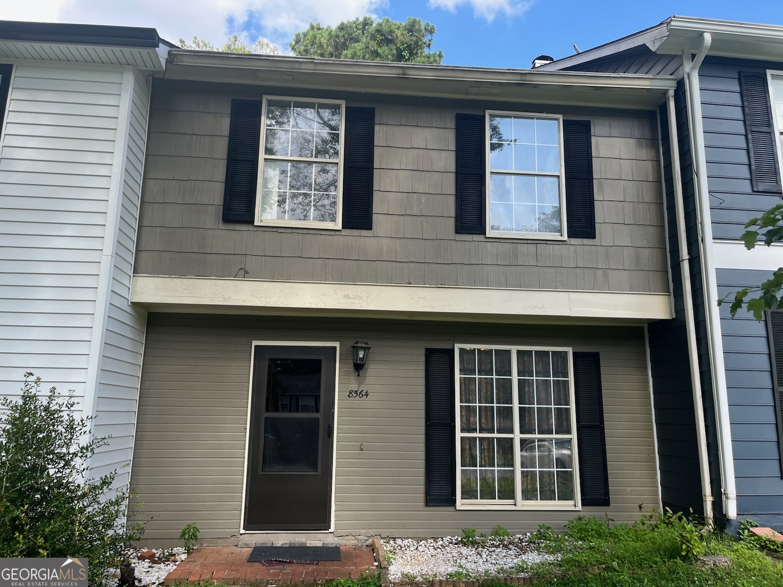 Don't miss this fantastic opportunity to own a well-maintained townhouse with a desirable floorplan. The spacious kitchen boasts beautiful granite countertops, perfect for everyday cooking or entertaining. Enjoy peace of mind with a new roof and HVAC system, both replaced just 2 years ago. Whether you're a first-time buyer, downsizer, or investor, this property checks all the boxes. Located in a convenient area with easy access to I-85, commuting and daily errands are a breeze. No HOA and no rental restrictions offer the flexibility you've been looking for. Schedule your showing today-opportunities like this don't last long!