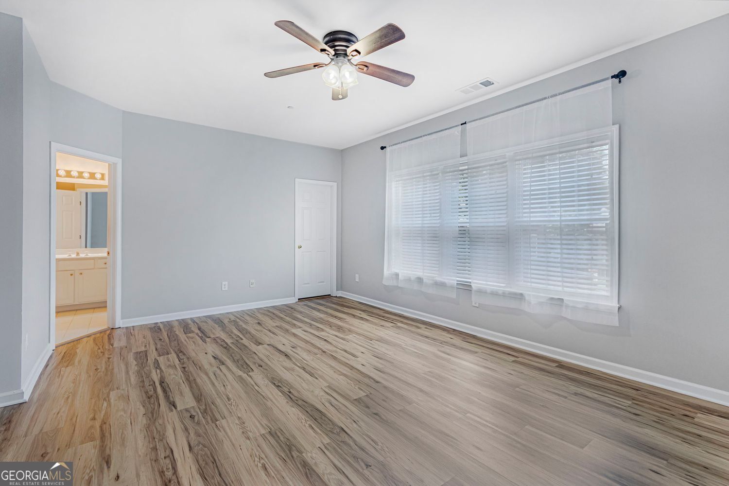 Smyrna, Georgia 30082, United States, 3 Bedrooms Bedrooms, ,4 BathroomsBathrooms,Residential,Active,134943