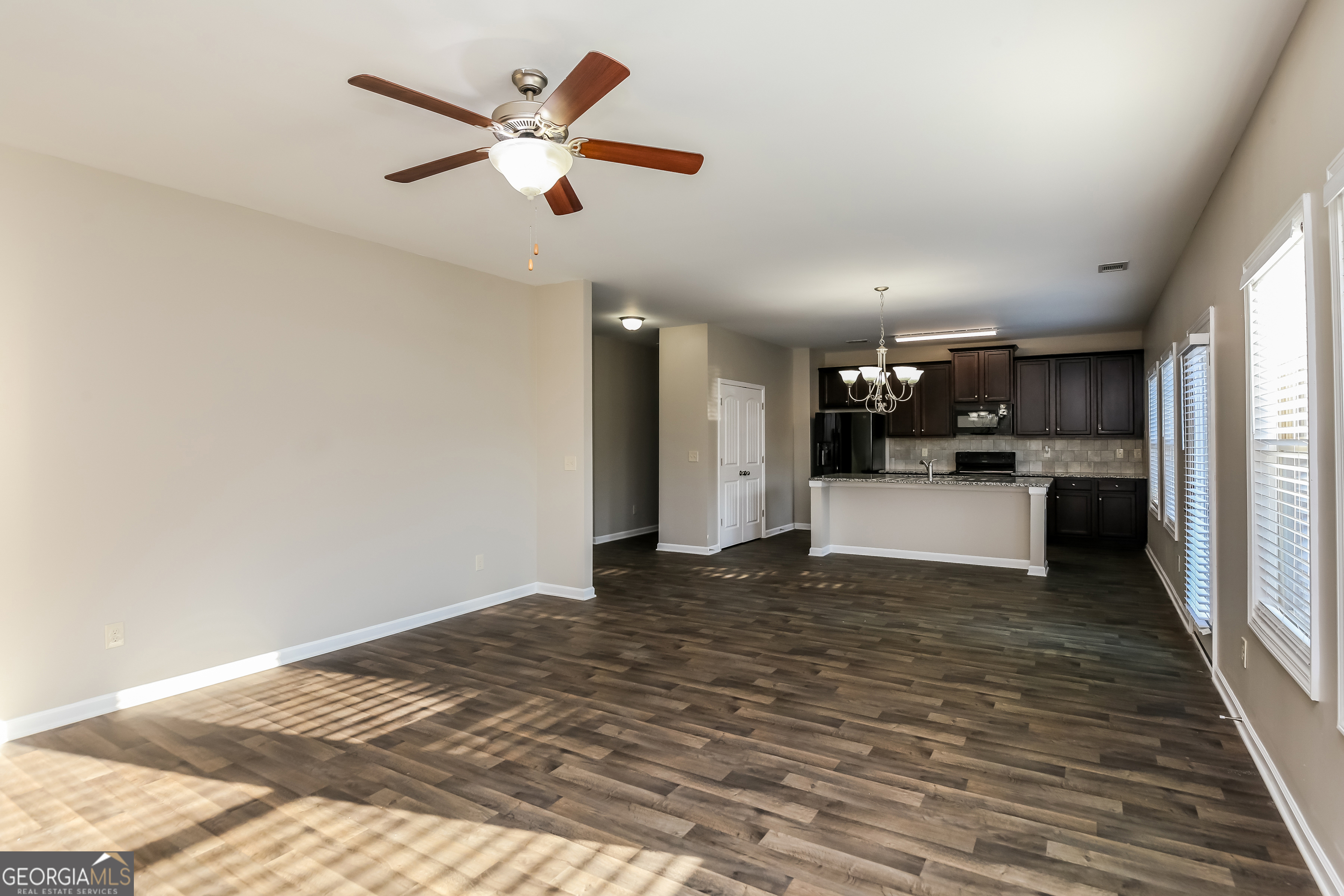 870 Walnut Woods DR