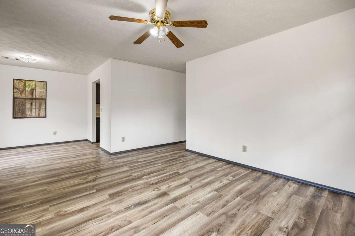 181 Lower Wirebridge RD