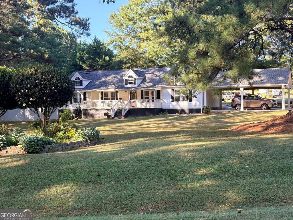 Photo of 61 Beaver Road, Griffin, GA 30223 (MLS # 10876877)