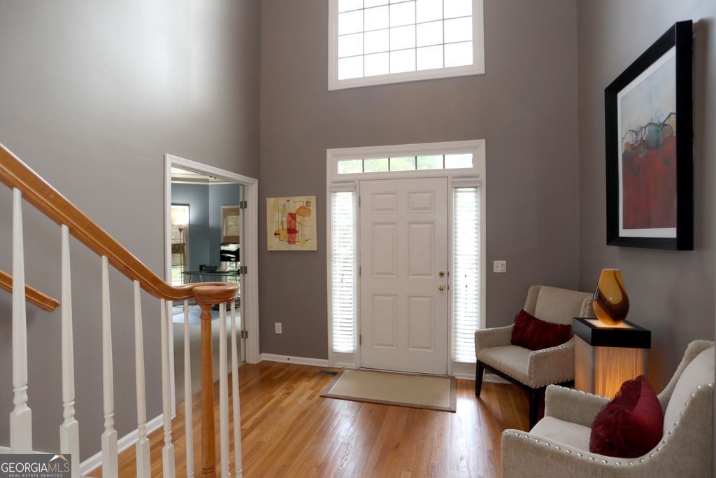 Photo of 6025 Dumont Trace, Roswell, GA 30075 (MLS # 10769147)