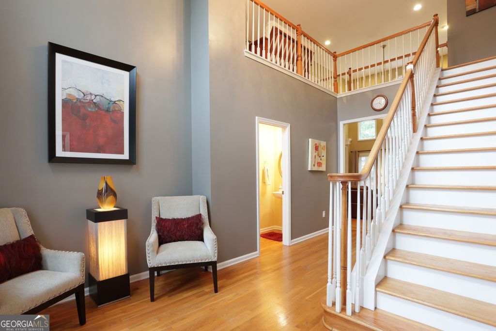 Photo of 6025 Dumont Trace, Roswell, GA 30075 (MLS # 10769147)