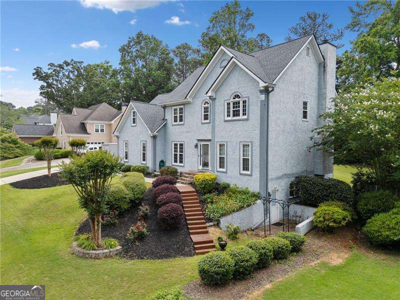 5711 Brynwood CIR NW